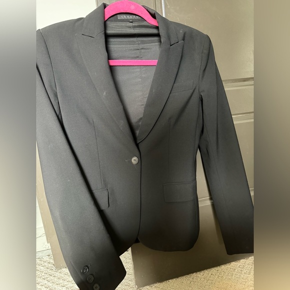 Theory blazer size 2 - Picture 1 of 4